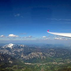 Flugwegposition um 12:50:39: Aufgenommen in der Nähe von Altenberg an der Rax, Österreich in 2750 Meter